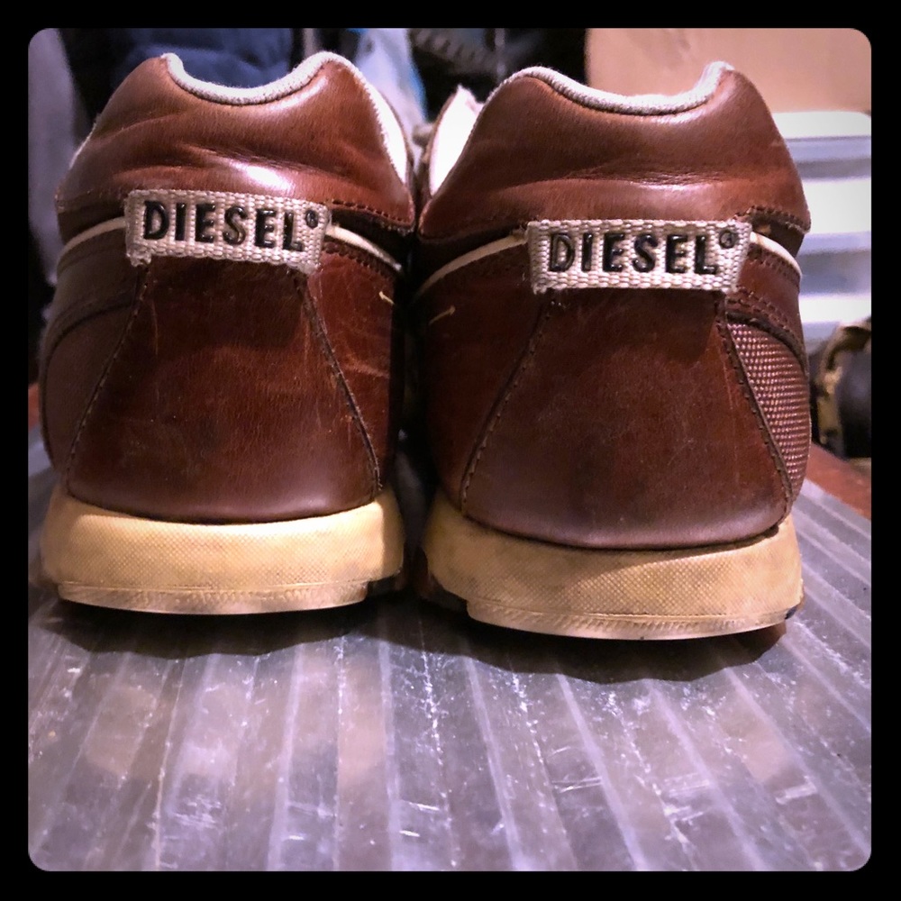 Diesel PSYKE LEATHER SNEAKERS.